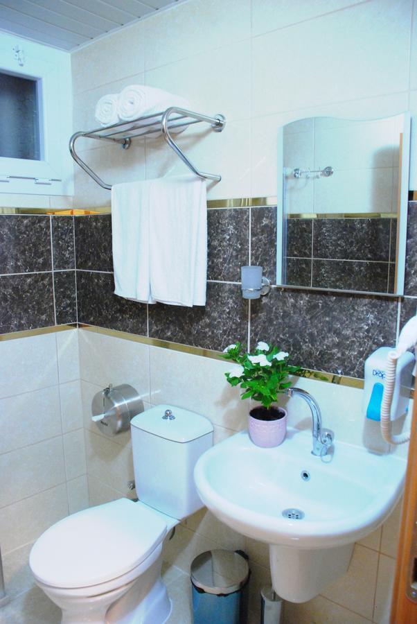 Palm Beach Otel Сіліфке Екстер'єр фото